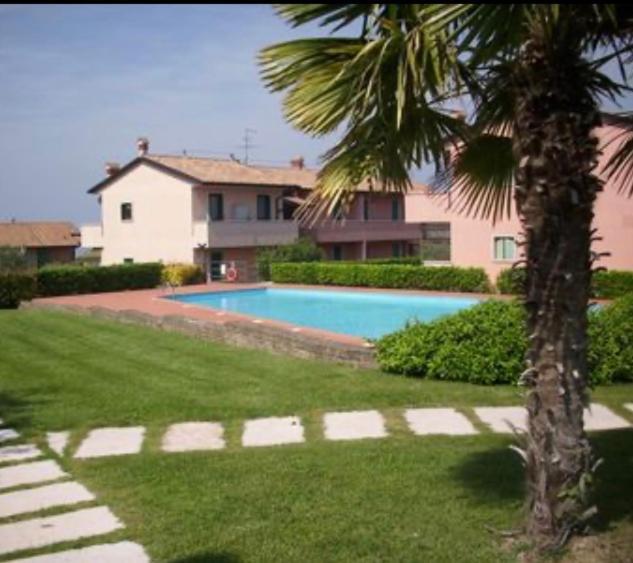 Mahatma Residence Lake View Lazise Exteriör bild
