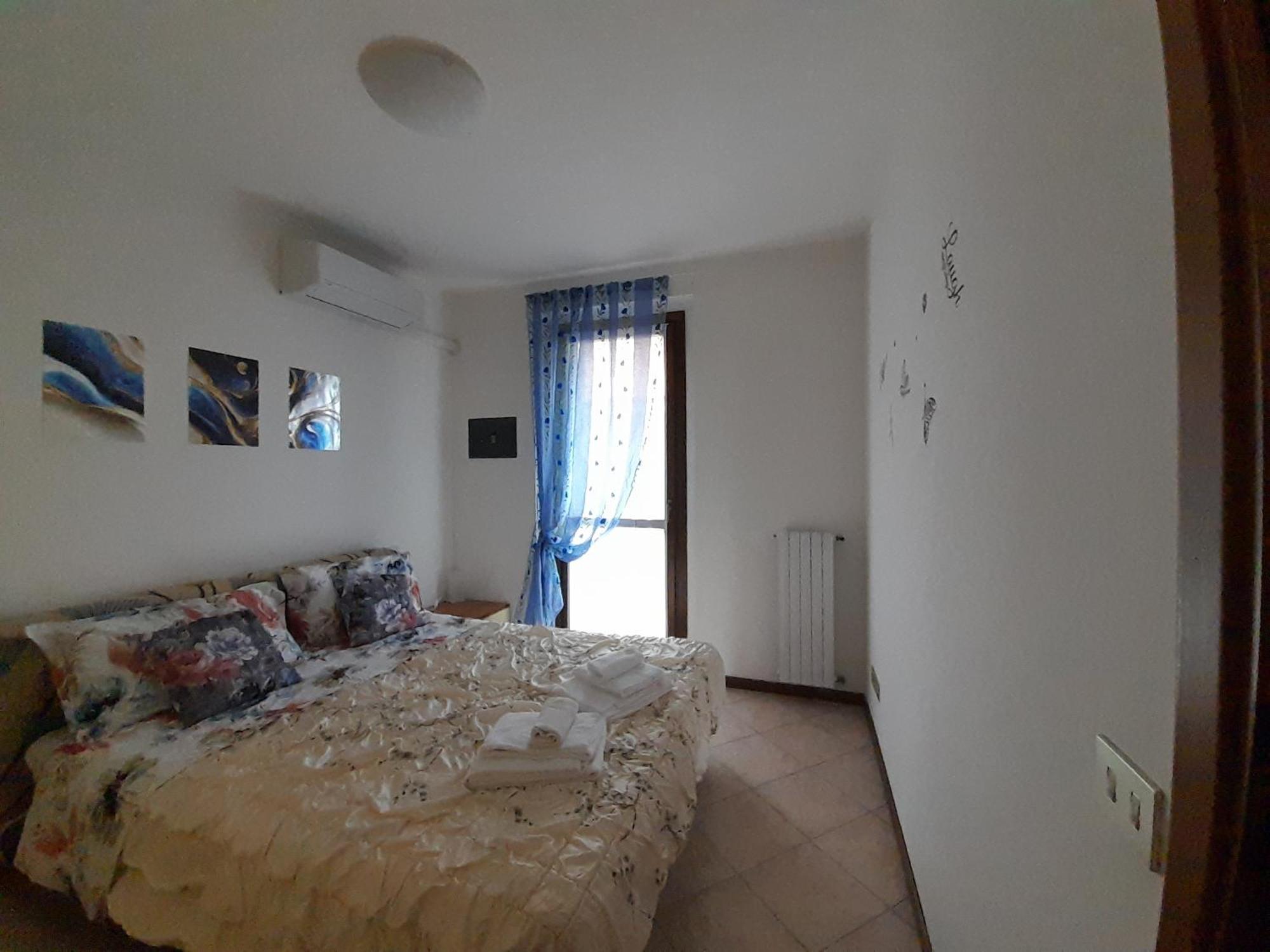 Mahatma Residence Lake View Lazise Rum bild